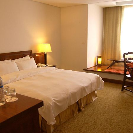 Beautiful Hotel Taipei Tân Điếm Ngoại thất bức ảnh