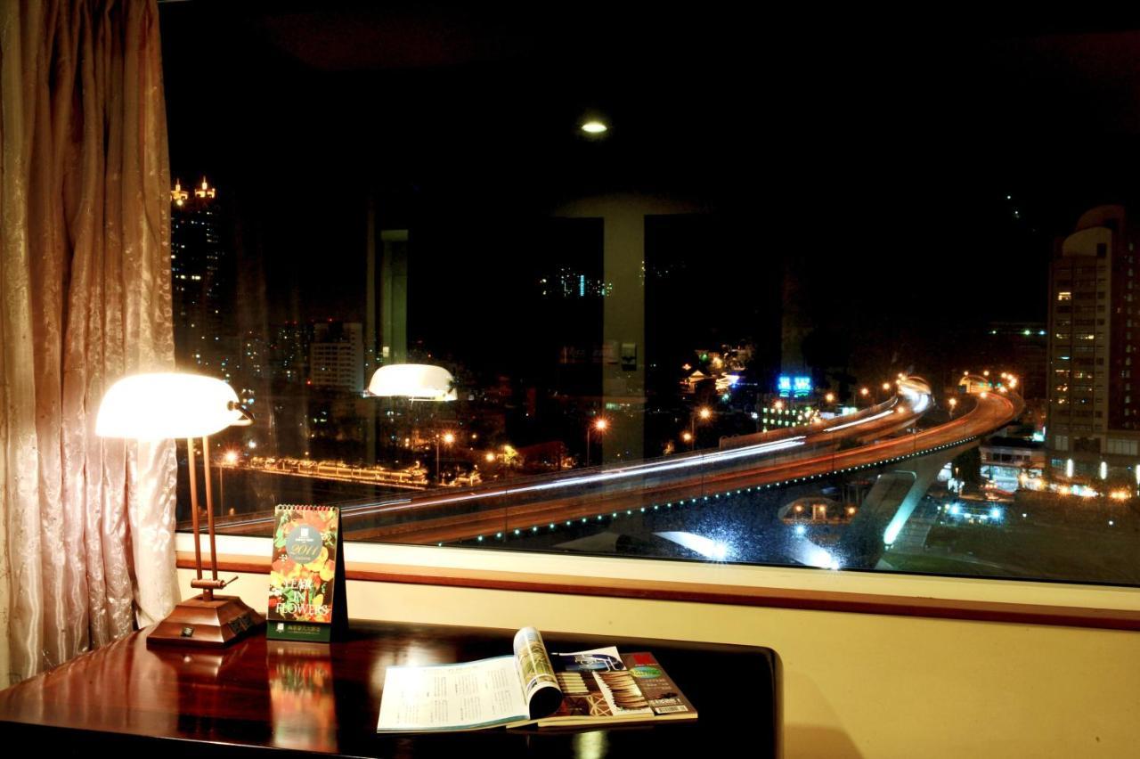 Beautiful Hotel Taipei Tân Điếm Ngoại thất bức ảnh