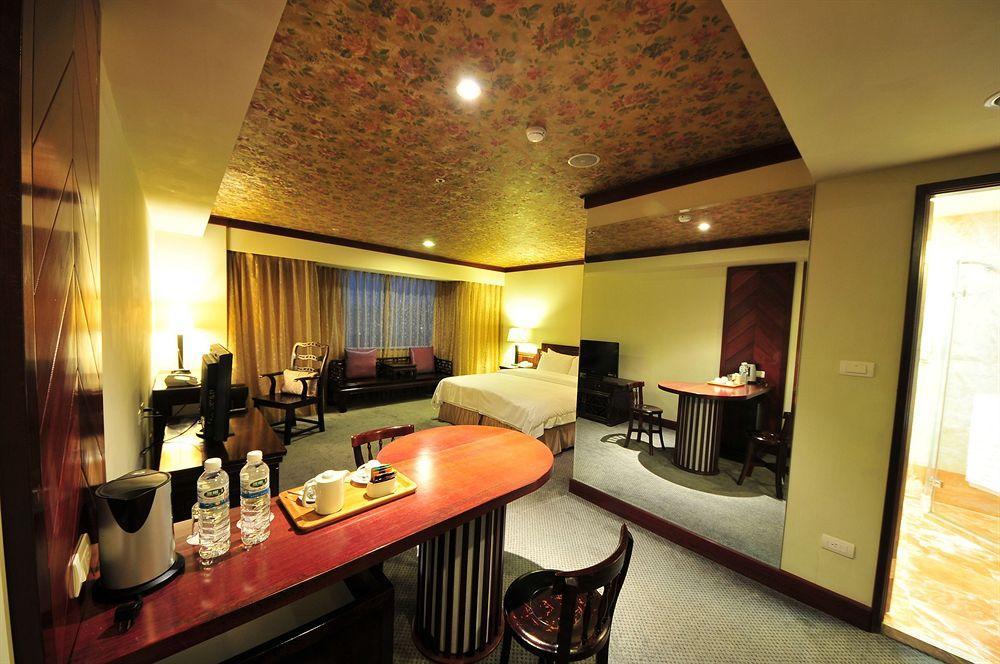 Beautiful Hotel Taipei Tân Điếm Ngoại thất bức ảnh