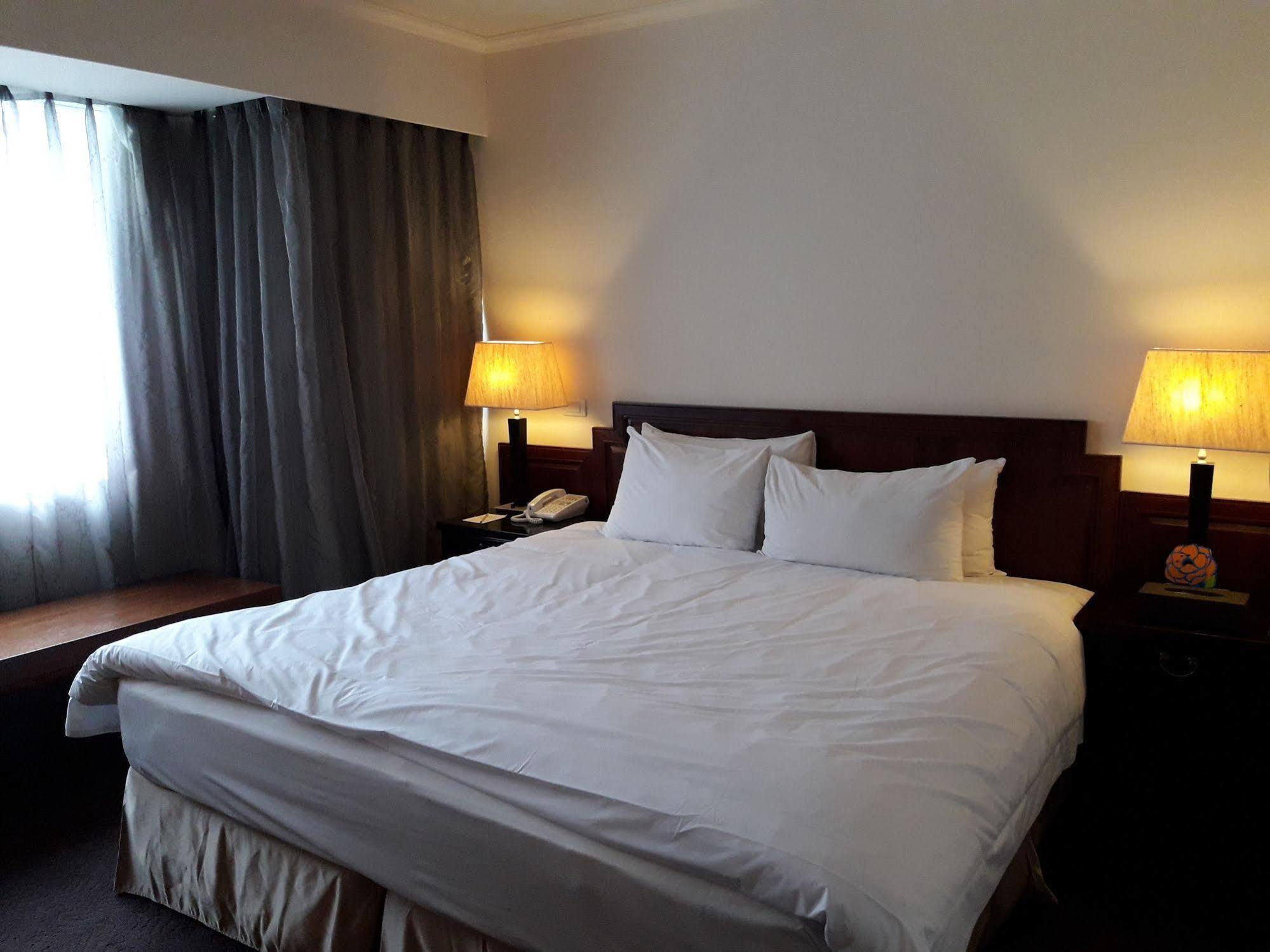Beautiful Hotel Taipei Tân Điếm Ngoại thất bức ảnh