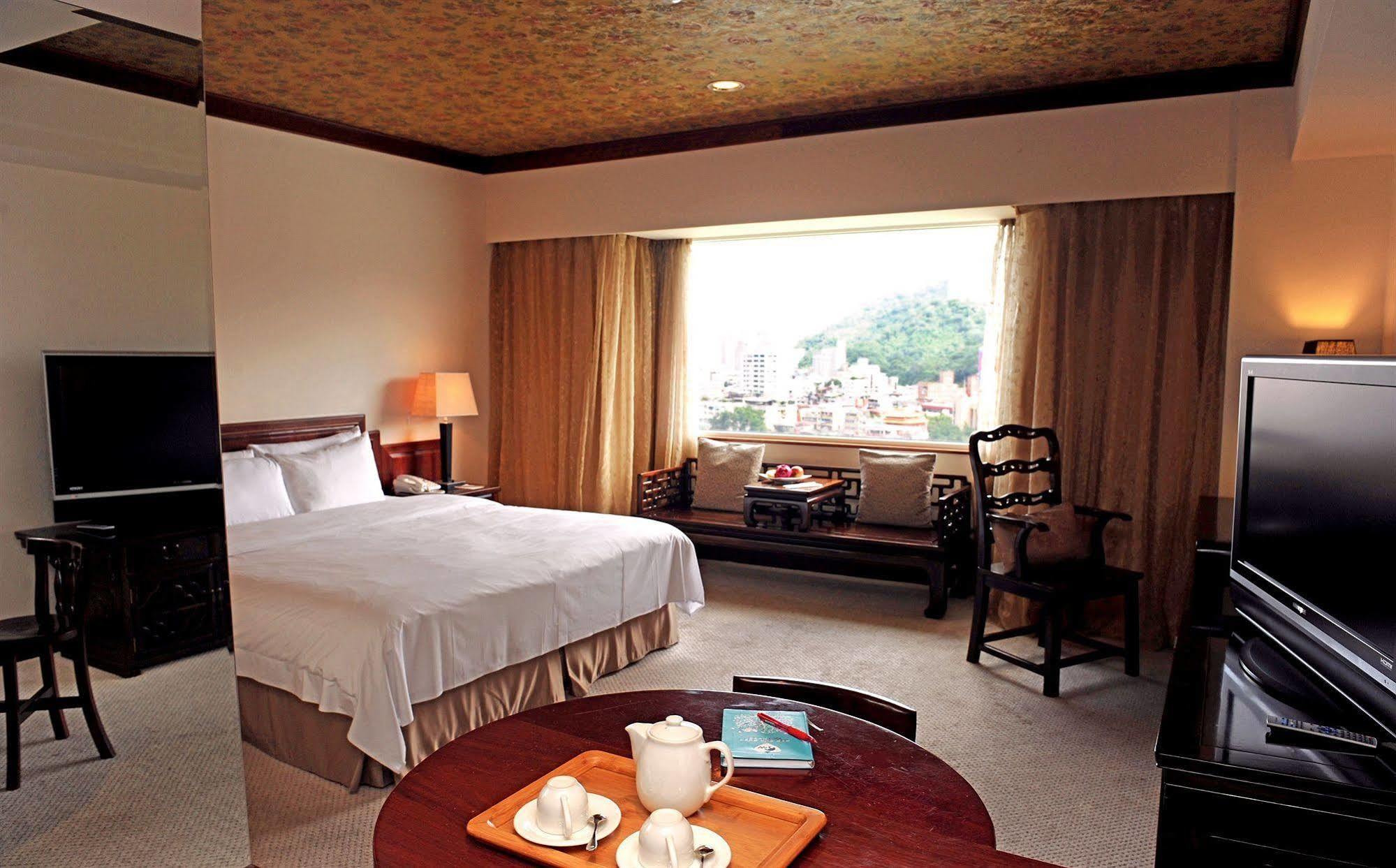 Beautiful Hotel Taipei Tân Điếm Ngoại thất bức ảnh